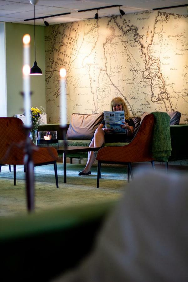 Hotel Hehrne Koek & Konferens Vänersborg Extérieur photo